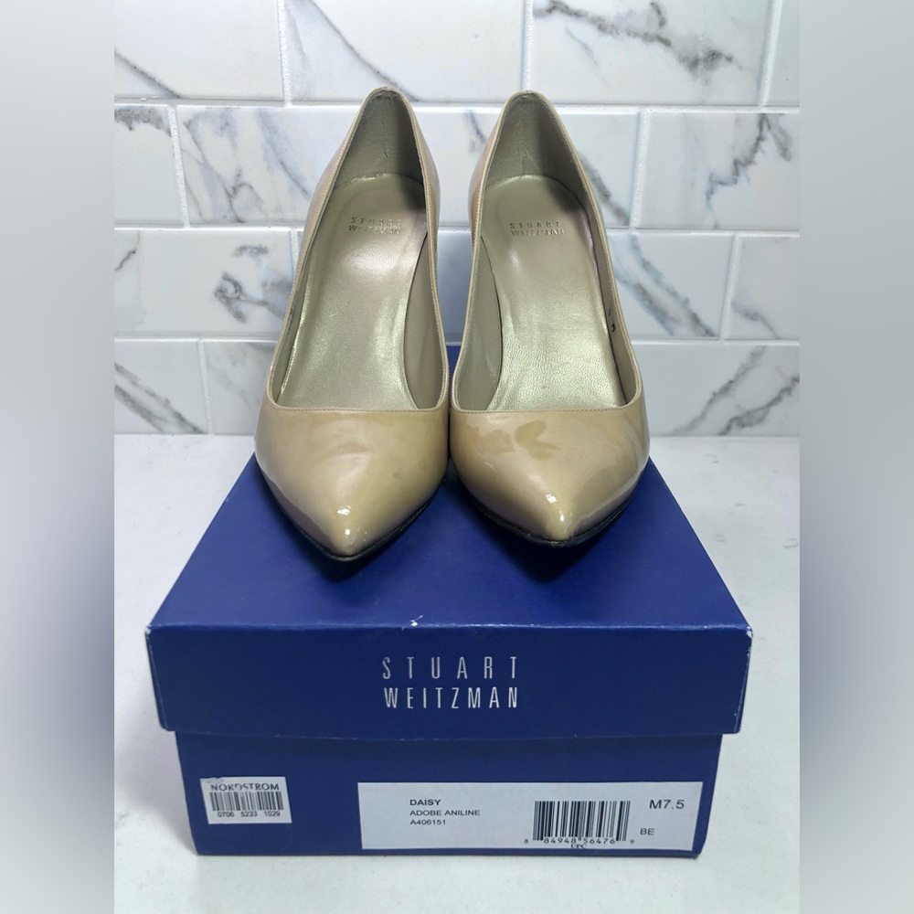 Stuart Weitzman Nude Daisy Adobe Aniline Patent Pumps Size 7.5